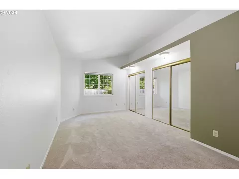Bedroom - 885 Randall St, Eugene, OR 97401 photo 1 of 4