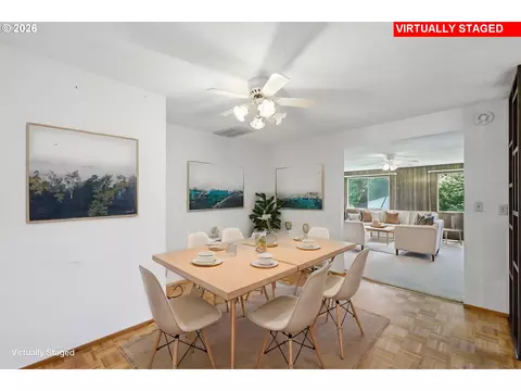 Dining - 2995 Camrose St, Eugene, OR 97404 photo 3 of 3