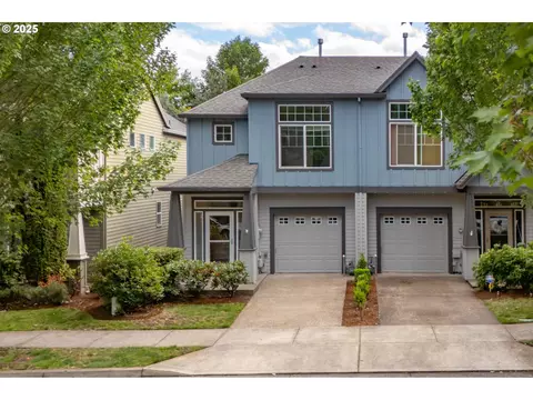 1034 SE Bacarra St, Hillsboro, OR 97123