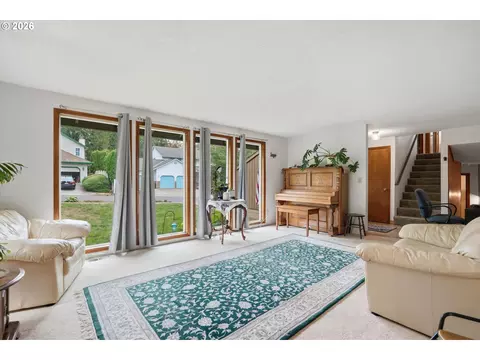 Living - 36305 Yocum Loop, Sandy, OR 97055 photo 1 of 3