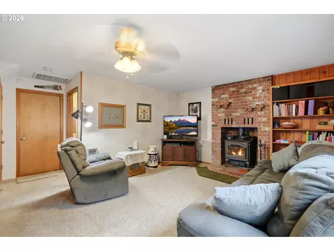 Other - 36305 Yocum Loop, Sandy, OR 97055 photo 3 of 7