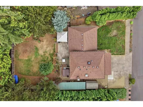 View/Area - 36305 Yocum Loop, Sandy, OR 97055 photo 2 of 2
