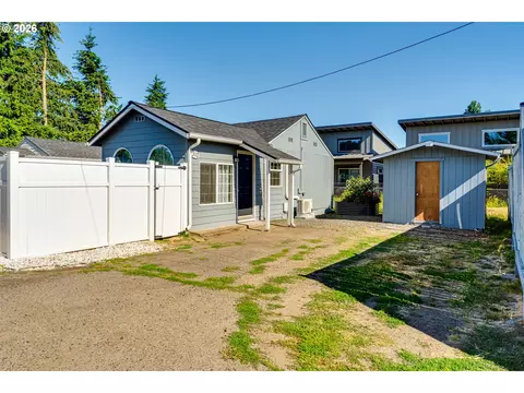310 19th St, Springfield, OR 97477 photo 1