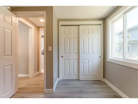 310 19th St, Springfield, OR 97477 photo 18
