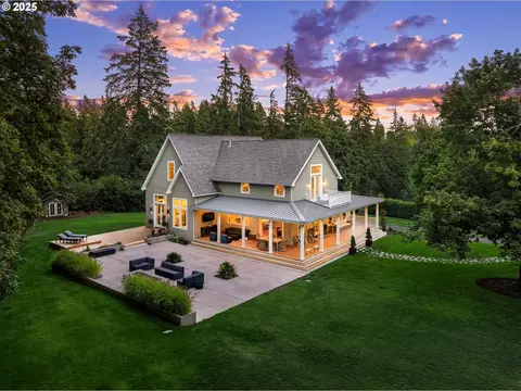 451 SW Hebb Park Rd, West Linn, OR 97068