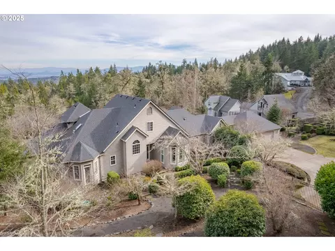 84453 Murdock Rd, Eugene, OR 97405