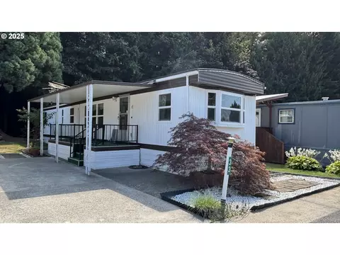 17655 SE Bluff Rd #33, Sandy, OR 97055