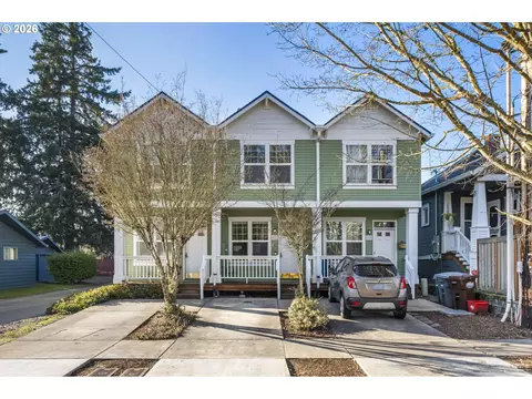 121 SE 8th Ave, Hillsboro, OR 97123