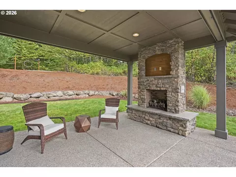 Exterior - 12840 SE 257th Ave, Damascus, OR 97089 photo 5 of 10