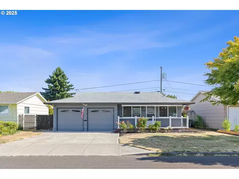 1355 Thompson Rd, Woodburn, OR 97071