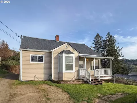 833 NE Jackson St, Roseburg, OR 97470