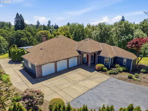9850 NE Meadow Loop, Newberg, OR 97132