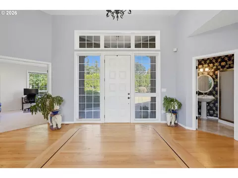 Entry Way - 9850 NE Meadow Loop, Newberg, OR 97132 photo 1 of 1