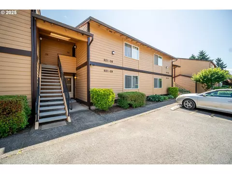 621 SE 121st Ave #29, Vancouver, WA 98683