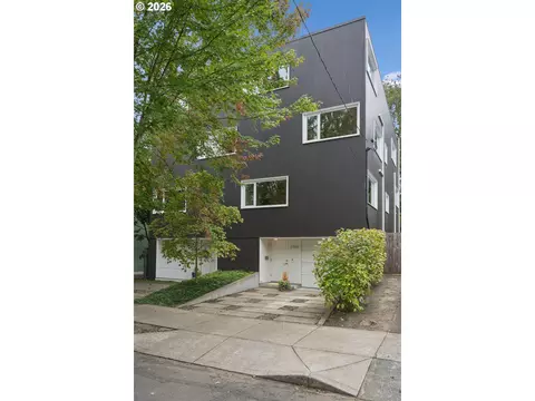 3745 NE Mallory Ave, Portland, OR 97212