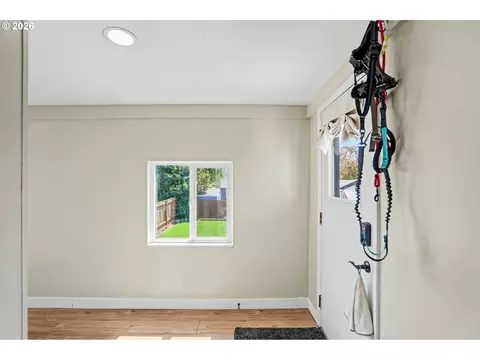 Entry Way - 216 E Main St, Sublimity, OR 97385 photo 3 of 5