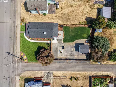 View/Area - 216 E Main St, Sublimity, OR 97385 photo 1 of 6