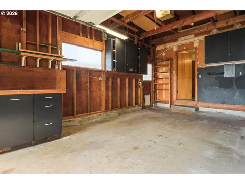 Other - 18411 SE Ivon Ct, Gresham, OR 97030 photo 10 of 13
