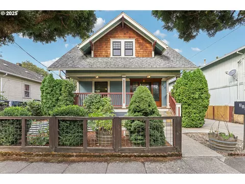 313 SE 83rd Ave, Portland, OR 97216