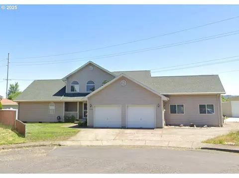 1150 Scott Ct, Independence, OR 97351