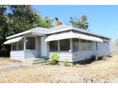 825 Main St, Arlington, OR 97812