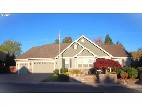 1805 N Ponderosa St, Canby, OR 97013