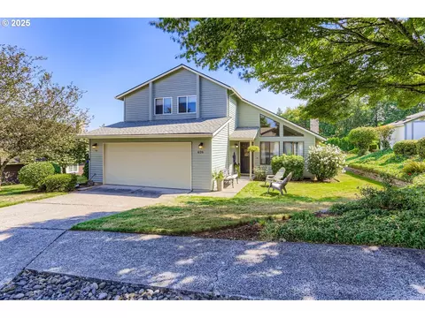 626 SW Miller Ct, Gresham, OR 97080