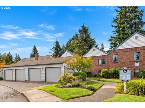 14955 NE Sacramento St #41, Portland, OR 97230