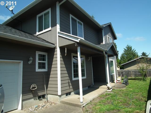 1218 Hughes St, Eugene, OR 97402 photo 1