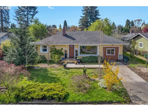 12030 NE Russell St, Portland, OR 97220
