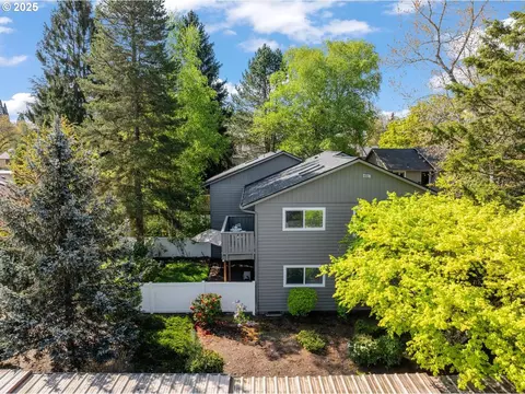 1904 NW 143rd Ave #9, Portland, OR 97229