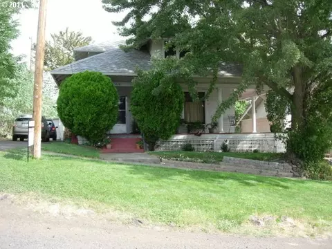414 NW 3rd St, Pendleton, OR 97801 photo 1