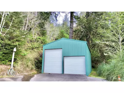 Exterior - 70946 Devore Arm Rd, Lakeside, OR 97449 photo 5 of 6