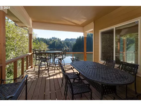 Exterior - 70946 Devore Arm Rd, Lakeside, OR 97449 photo 2 of 6