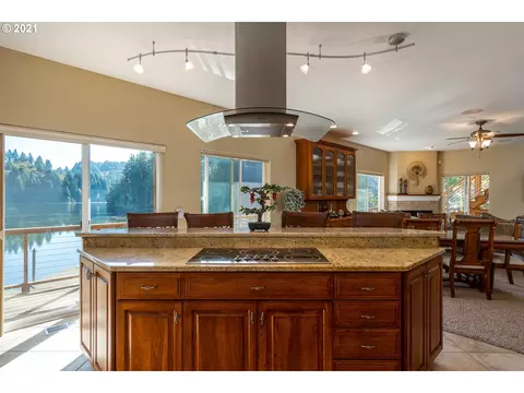 Kitchen - 70946 Devore Arm Rd, Lakeside, OR 97449 photo 5 of 5