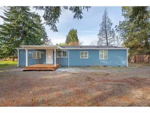 1190 27th Ave, Sweet Home, OR 97386