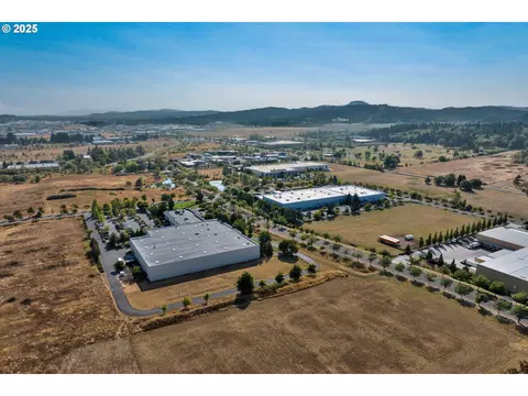 Ed Cone Blvd, Eugene, OR 97402 photo 6