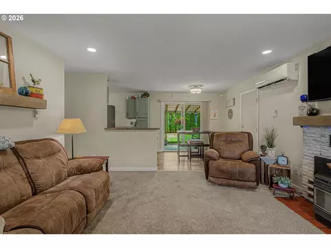 200 SEvelyn Ave, Gresham, OR 97080 photo 7