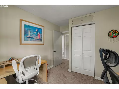200 SEvelyn Ave, Gresham, OR 97080 photo 20