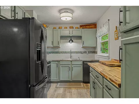 200 SEvelyn Ave, Gresham, OR 97080 photo 15