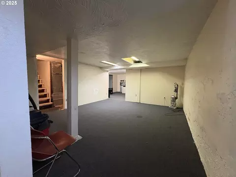 Other - 960970 W 7th Ave, Eugene, OR 97402 photo 6 of 10