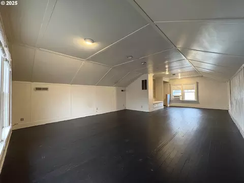 Other - 960970 W 7th Ave, Eugene, OR 97402 photo 4 of 10
