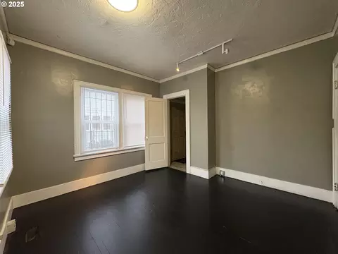 Other - 960970 W 7th Ave, Eugene, OR 97402 photo 3 of 10