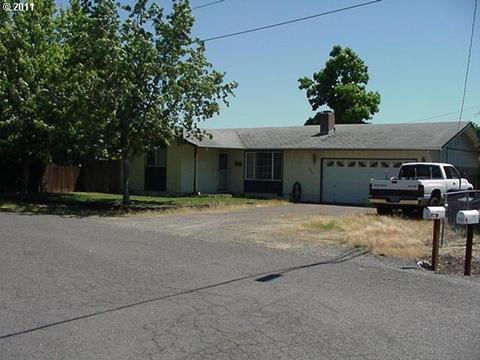 3255 B St, Springfield, OR 97478 photo 1