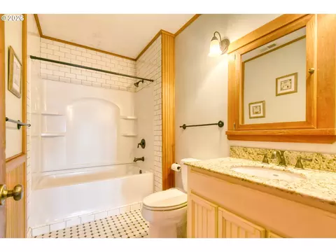 301 NW 9th St, Pendleton, OR 97801 photo 30
