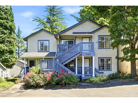 2712 SE Lakewood Dr, Milwaukie, OR 97222