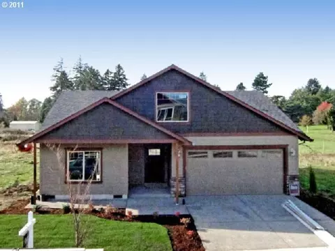 645 Donna Dr, Newberg, OR 97132 photo 1