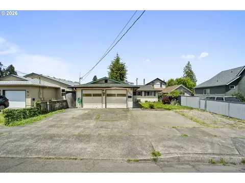 160 W Berkeley St, Gladstone, OR 97027