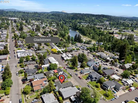 View/Area - 160 W Berkeley St, Gladstone, OR 97027 photo 6 of 7