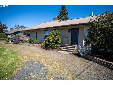 Other - 2897 Game Farm Rd, Springfield, OR 97477 photo 3 of 11